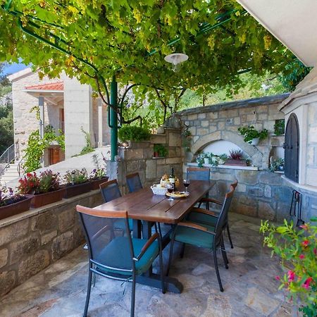 Holiday Home Lavanda Grubisic Tucepi Luaran gambar